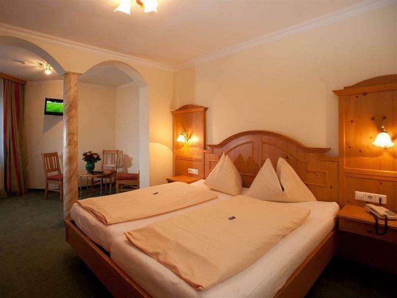 Hotel Gruenwaldkopf Обертауерн Екстериор снимка