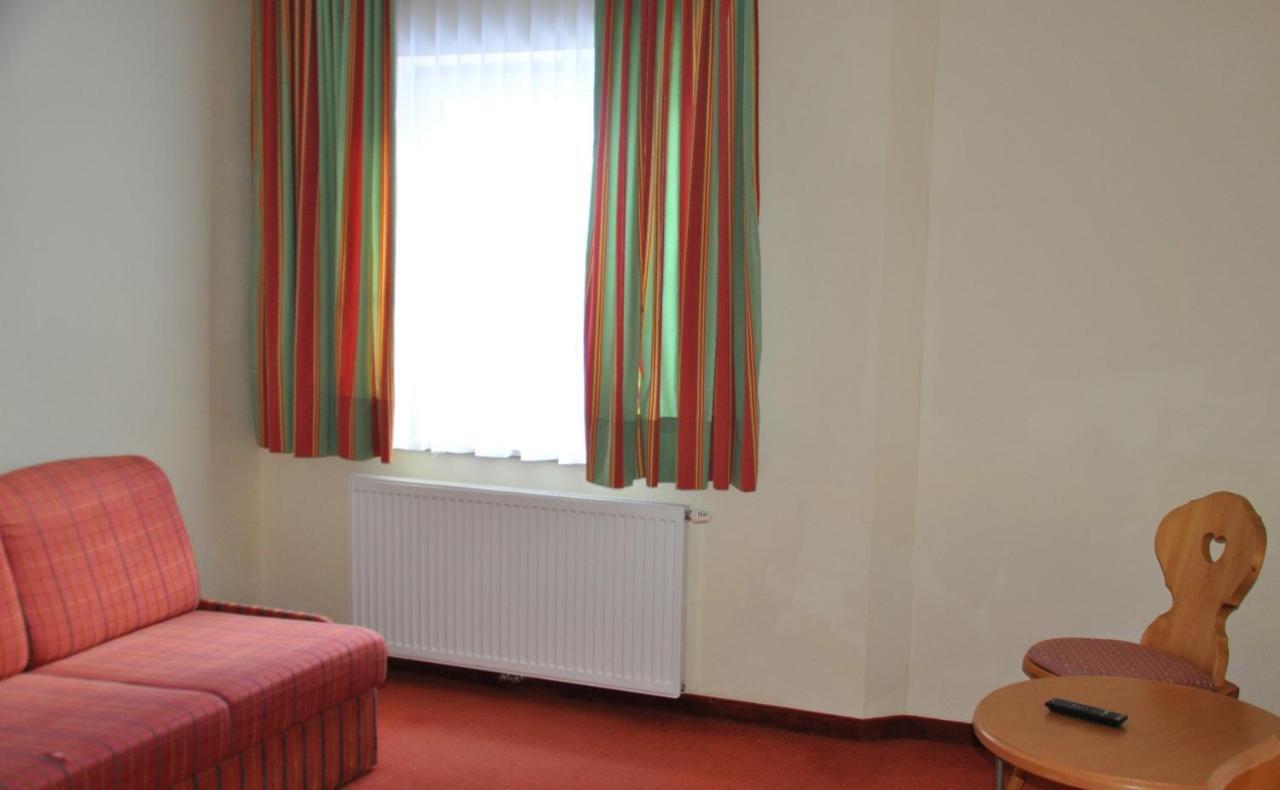Hotel Gruenwaldkopf Обертауерн Екстериор снимка